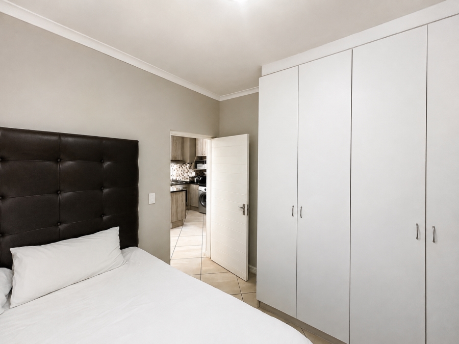 To Let 2 Bedroom Property for Rent in Buh Rein Estate Western Cape